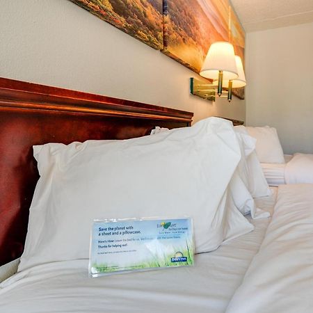 Days Inn By Wyndham Nashville Saint Thomas West Hospital Esterno foto