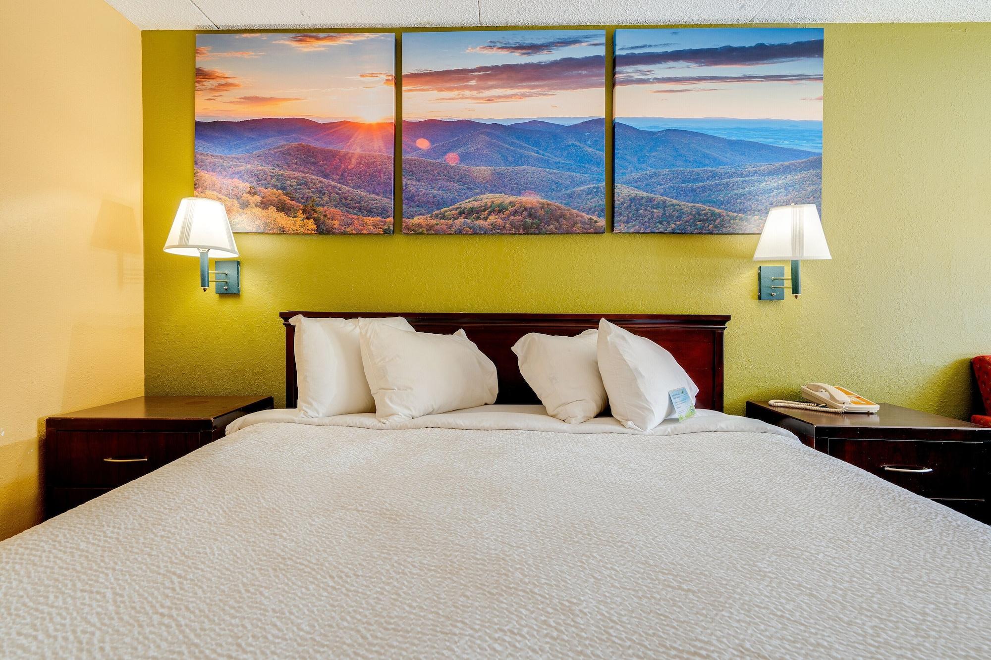 Days Inn By Wyndham Nashville Saint Thomas West Hospital Esterno foto